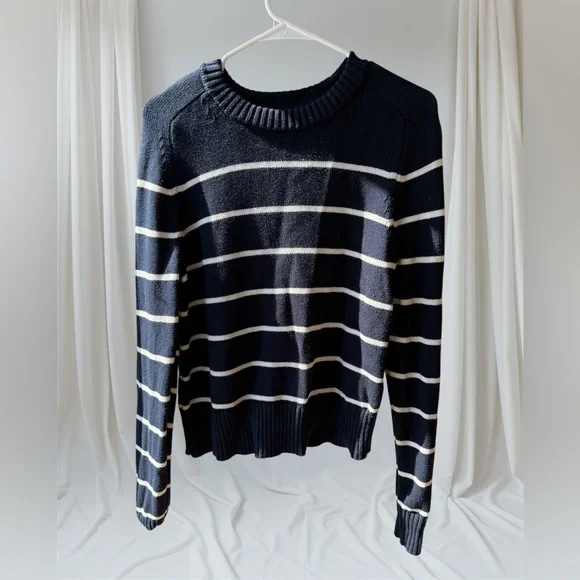 BANANA REPUBLIC Navy Stripe Cotton Silk Sweater
Size Small - Picture 3 of 9